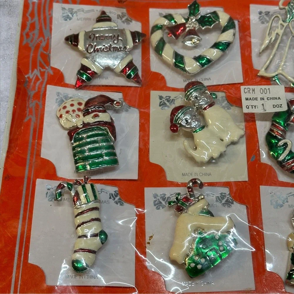 Vintage Christmas Brooch Set Merry Christmas Enamel Metal NOS New Old‎ Stock